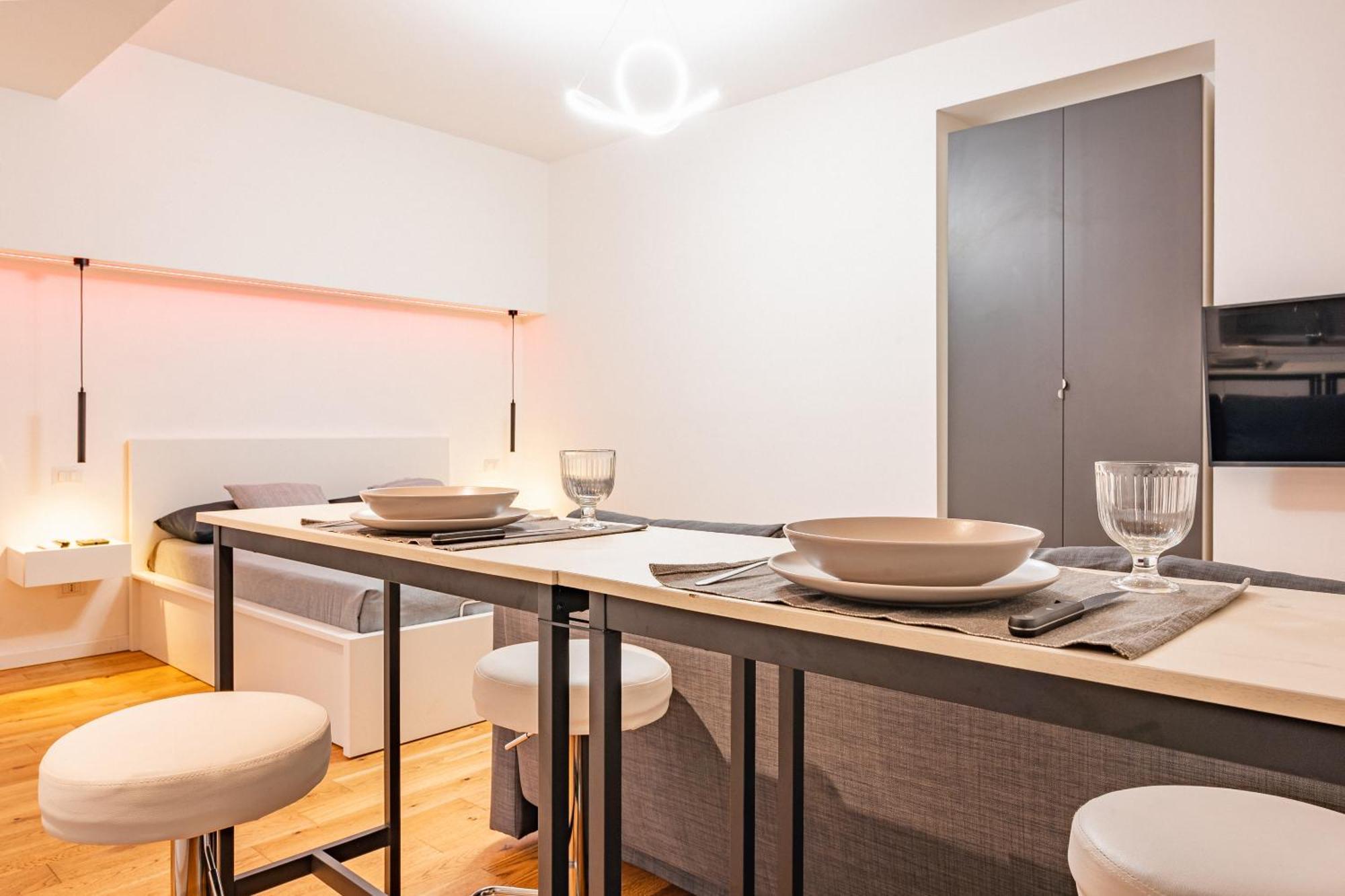 Exclusive Led House Garibaldi Fs Apartment Milan Bagian luar foto